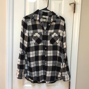 Plaid express top size small